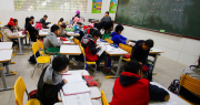 Estudiantes retornan a las aulas este lunes; así estará el clima en el país