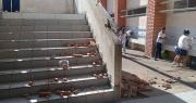 Santa Cruz: Niña afectada por derrumbe de muro recibe valoración de especialistas