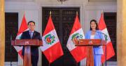 Perú vive su noveno cambio de presidente en diez años con la investidura de Keiko Fujimori