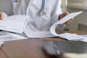 Más de 150 nuevos especialistas de Cochabamba exigen memorándums para trabajar en hospitales públicos