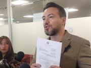 Reyes marca distancia de Samuel y no asistirá a reunión que definirá una postura política