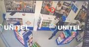Cámara registra atraco armado a una farmacia en Santa Cruz, uno de los ladrones no tenía el rostro cubierto