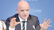 Infantino quiere 'privatizar' el fútbol y desata la indignación del mundo