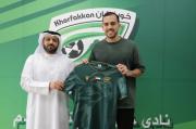 Luis Haquín fue presentado oficialmente como nuevo jugador del Khor Fakkan