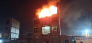 INCENDIO DESTRUYE UNA FÁBRICA DE CALZADOS EN UNA VIVIENDA DE EL ALTO