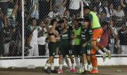 Oriente logra un agónico triunfo para ratificar su levantada en el campeonato