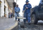Alcaldía recurre a alcantarillas de hormigón para evitar nuevos robos