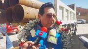 Gobernación entrega tuberías a AAPOS para reforzar el abastecimiento de agua en Potosí