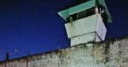 Aprehenden a tres policías por la fuga de dos privados de libertad de Palmasola