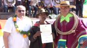 Presidente Rodrigo Paz entrega más de 900 títulos de propiedad y obras en Tarvita