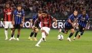 Milan rescata un empate ante el Inter en el derbi amistoso