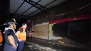 Gobierno alista remoción de escombros tras voraz incendio en Barrio Lindo