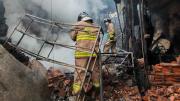 Declaran extinguido el fuego en el mercado Barrio Lindo luego de 36 horas de trabajo