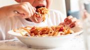 Cómo Italia, un país famoso por la saludable dieta mediterránea, acabó teniendo tantos niños obesos
