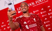 Oficial: Barcelona cede al defensor uruguayo Ronald Araújo al Liverpool