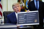 Trump reduce vacunas infantiles recomendadas en medio de críticas de senador republicano
