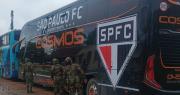 ¿Qué se sabe del bus con escudo del São Paulo FC que fue detenido por la Policía en Bolivia?