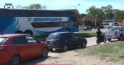 Filas por gasolina: conductores esperan por horas y reclaman por la escasez del carburante