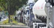 Filas por gasolina estarán “resueltas en dos o tres días”, dice presidente de YPFB