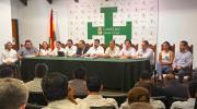 Se realiza reunión entre cívicos, autoridades cruceñas y el gobierno para abordar la escasez del combustible