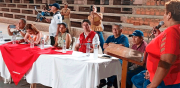 Notoria ausencia de concejales de Creemos en la primera cumbre distrital