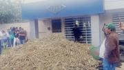 Cañeros protestan en puertas de YPFB en Santa Cruz contra el DS 5676 y reclaman deuda por etanol
