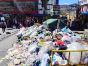 Concejal cuestiona gestión de Dockweiler y pide negociar para resolver el conflicto por la basura