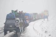 ABC prevé reabrir este miércoles la ruta a Yungas tras lograr liberar a vehículos atrapados por la nevada