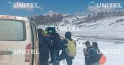 “Hemos trabajado con palas y picotas”, viajeros atrapados en la nieve en una carretera de La Paz relatan su travesía