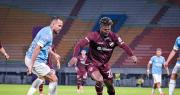 Multan a Aurora con Bs 49.500 por gritos racistas contra Dairon Asprilla