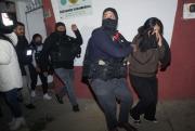Allanan casa de cambio donde, supuestamente, Cerimedo recibía transferencias y su representante legal huye con $us700 mil