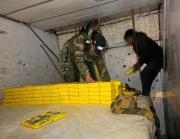En Tarija incautan 378 kilos de droga ocultos en un camión frigorífico
