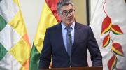 Decreto que destituye a Espinoza indica que está pendiente la decisión judicial sobre un recurso en contra de la censura