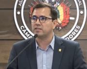 Senador alerta conflicto de interés en vocal de Sala Constitucional 3ra que resolverá amparo de Espinoza