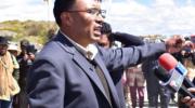 Nilton Condori asegura que si llega a ser presidente los legisladores ganarían el sueldo mínimo