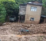 Cuestionan la minería ilegal: Tengo miedo de que vuelva a llover y que desaparezca todo lo que tengo