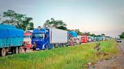 Yapacaní: despliegan efectivos para mantener despejada la carretera