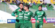 Flores marcó un triplete, pero Oriente no pudo ganar ante nueve en Oruro (3-3)