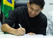La firma que faltaba: Miguel Terceros seguirá en Santos hasta 2029
