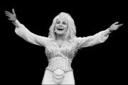 Dolly Parton, legendaria estrella de la música country, muere a los 80 años