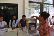 TED Santa Cruz supervisa elección de autoridades en cooperativa de servicio de agua potable en Montero Hoyos