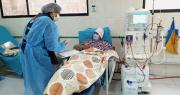 La Paz: Pacientes renales del Hospital Holandés de El Alto denuncian falta de especialistas, insumos y medicamentos