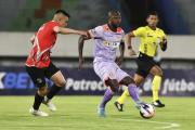 Síntesis del partido FC Universitario (2) VS Nacional Potosí (0)