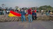 Comunarios y productores reinstalan el bloqueo en San Pablo; Defensoría del Pueblo llama a la pacificación
