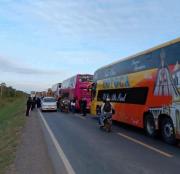 Mantienen por cuarto día el bloqueo en la carretera Santa Cruz