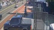Dos sujetos atracan a un librecambista a mano armada en la avenida Cristo Redentor de Santa Cruz
