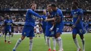 Chelsea vuelve a ganar en un partidazo y Dibu Martínez debuta con victoria
