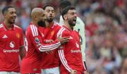 Manchester United reaccionó y ganó con triplete de Bruno Fernándes
