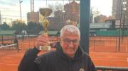 Boliviano Fernando Sattori conquista el MT400 Santiago con 81 años