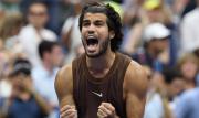 Carlos Alcaraz firma un sólido debut del US Open en su regreso tras lesión